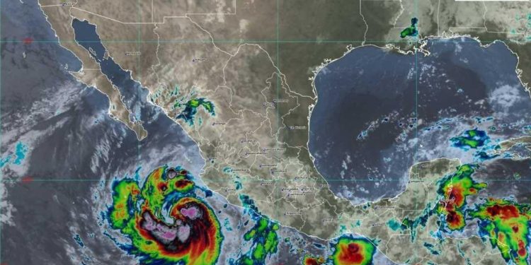 Huracán “Priscilla” causa alerta en el Pacífico