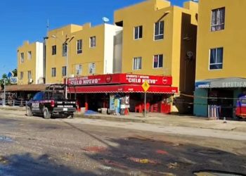Ejecutan a sujeto en Cielo Nuevo de Cancún junto a tienda de abarrotes