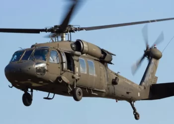 EU despliega helicópteros de operaciones especiales cerca de Venezuela, según informe