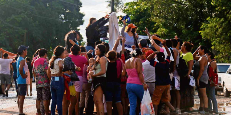Gobernadores envían apoyos a lluvias en México: solidaridad y ayuda efectiva para damnificados