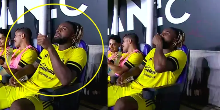Saint-Maximin captado en la banca de América: el video viral que enciende la Liga MX y revela un momento atípico del jugador francés