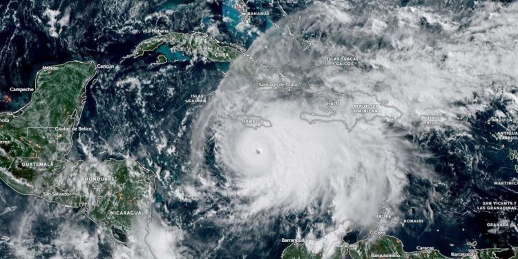 Huracán Melissa alcanza categoría 5 y amenaza al Caribe