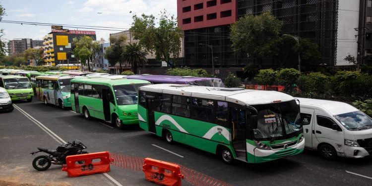 CDMX suspende protestas de transportistas, pero habrá bloqueos en el Edomex