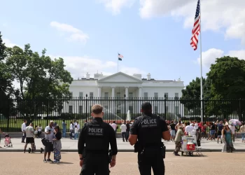 La Casa Blanca prevé despidos por cierre de Gobierno: