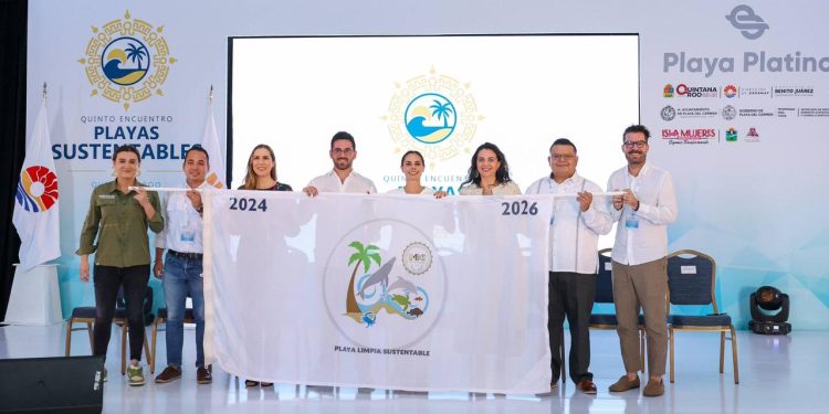 Ana Paty Peralta, encabezó el “5to. Encuentro Playas Sustentables 2025”