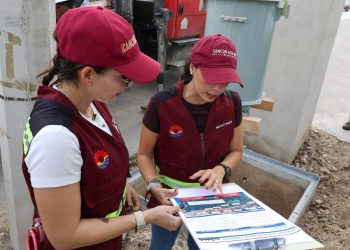 Ana Paty Peralta, supervisó los avances del proyecto de alimentación eléctrica para el alumbrado público en el Boulevard Luis Donaldo Colosio