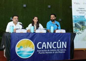 Ana Paty Peralta, firma la adhesión de Cancún a proyecto denominado “Destino Cero Residuos Cancún”