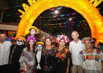 Inauguran el Festival Janal Pixan en Puerto Juárez
