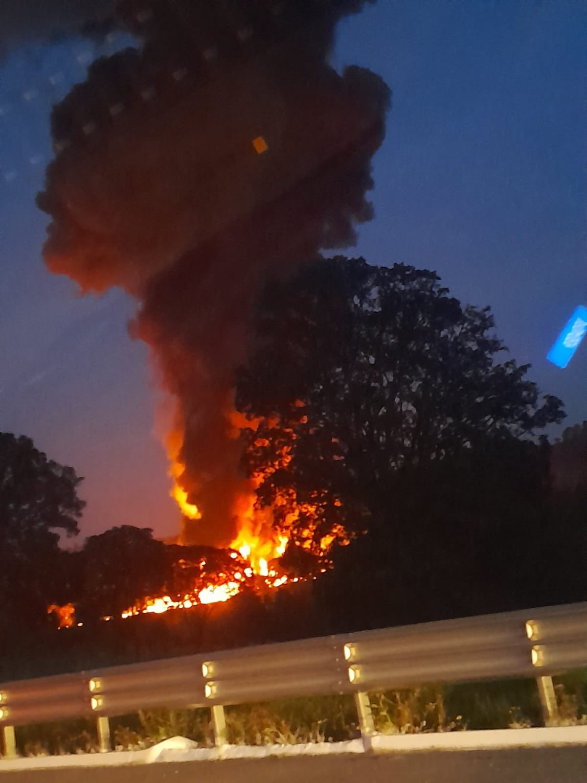 Reabren autopista México-Puebla tras EXPLOSIÓN de pipa