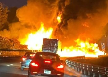 Reabren autopista México-Puebla tras EXPLOSIÓN de pipa