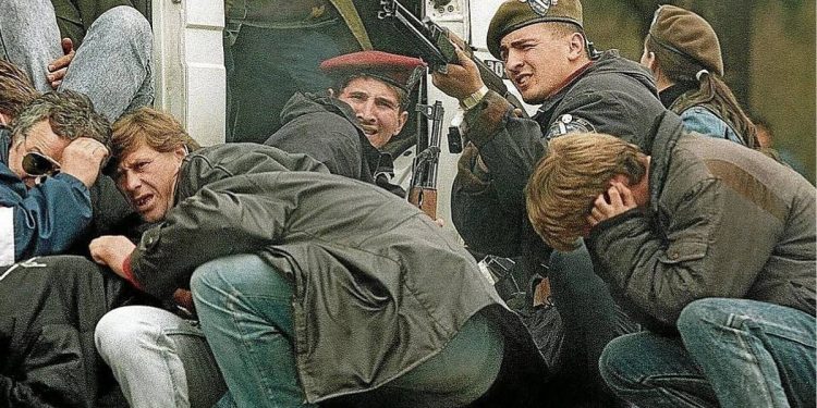 Safaris Humanos en Sarajevo Italia investiga a millonarios que pagaban por matar durante la guerra