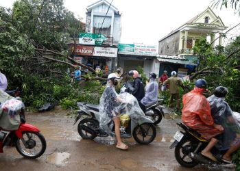 Tifón Kalmaegi en Filipinas deja más de 140 muertos
