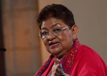 Ernestina Godoy asume despacho de la FGR luego de renuncia de Gertz Manero