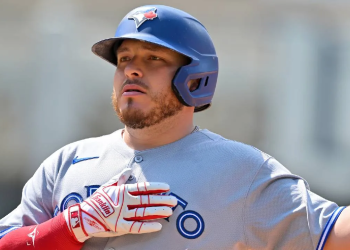 Mayor inseguridad de Alejandro Kirk en la MLB: críticas por peso y la resiliencia que lo llevó a la Serie Mundial 2025