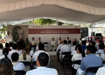Homenaje exgobernador Rubén Figueroa en Guerrero desata polémica y críticas por Guerra Sucia: ¿Por qué organizaciones repudian la ceremonia?