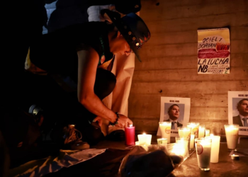 Velada recuerdo Ociel Baena 2023: el legado del primer magistrade no binario asesinado y la lucha de la comunidad LGBT+ por justicia