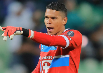 Kevin Mier fractura tibia Cruz Azul: la grave baja y el fuerte mensaje previo a su cirugía impactan a la Liga MX