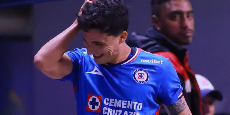 Cruz Azul pierde jugador cuartos de final: Faravelli sancionado para Chivas