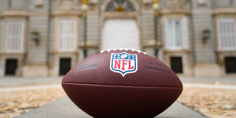 Partido de la NFL en Madrid: Disfruta el primer duelo Dolphins vs Commanders en el Bernabéu