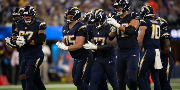 Resultados completos semana 8 NFL 2025: sorpresas, lesiones y clasificación AFC y NFC de infarto