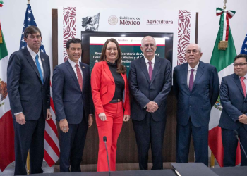 Campaña conjunta contra gusano barrenador del ganado: avance decisivo en la reapertura de exportación México-Estados Unidos