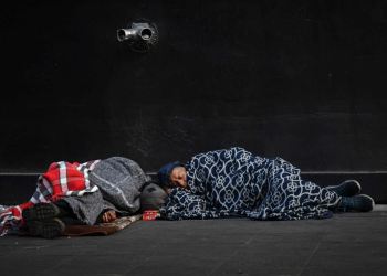 SCJN invalida multas en Morelos: ¿adiós a la sanción por dormir en vía pública?