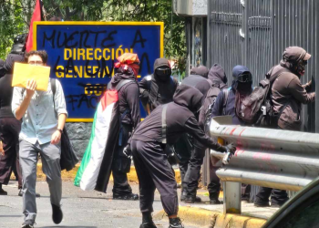 Exprofesor CCH Niega Vandalismo UNAM: Despido Injustificado en CCH Naucalpan