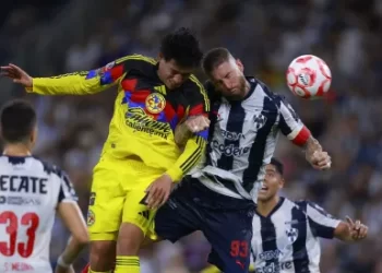 Arbitraje reconoce errores en la ida entre América y Rayados