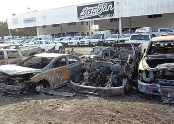Violencia en Tabasco deja 3 muertos y 13 vehículos calcinados
