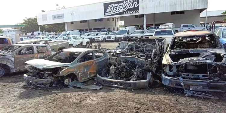 Violencia en Tabasco deja 3 muertos y 13 vehículos calcinados