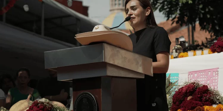 Congreso de Michoacán analiza designar a la viuda de Carlos Manzo como alcaldesa de Uruapan