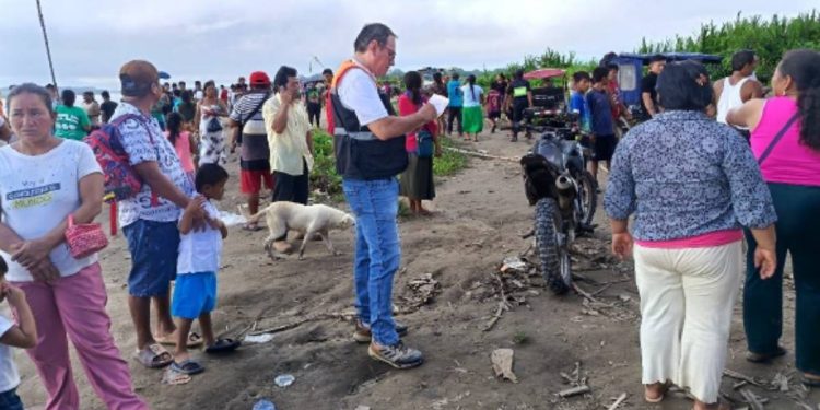Derrumbe en Peru hunde dos embarcaciones y deja decenas de desaparecidos