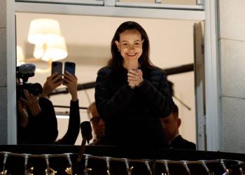 Maria Corina Machado sufre fractura vertebral tras huir de Venezuela rumbo a Noruega