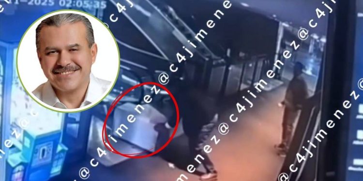 VIDEO Diputado del PT causa destrozos en plaza comercial de Metepec