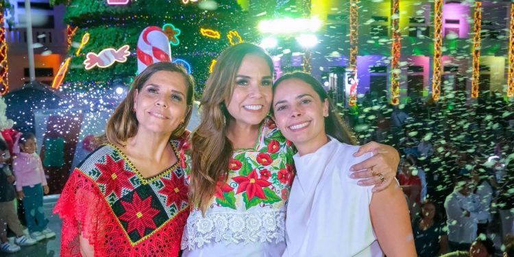 Ana Paty Peralta asistió a la encendido del Árbol y la apertura de las Villas “Dulce Navidad en Villa Chetumal”