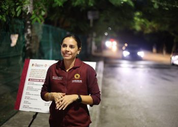 Ana Paty Peralta, inicia obra de la construcción del sendero seguro en la calle 45-A entre calle 82 y avenida 20 de noviembre en la Supermanzana 77