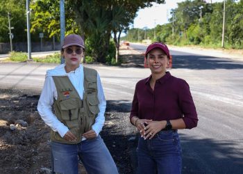 Ana Paty Peralta supervisa los avances del nodo vial de acceso a la ciudad de Cancún