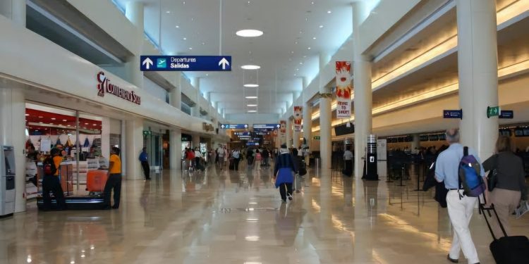 A días de terminar el año, Aeropuerto de Cancún mantiene cifras por debajo de 2024