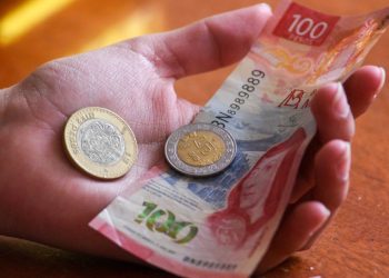 Gobierno de Sheinbaum confirma aumento del 13% al salario mínimo