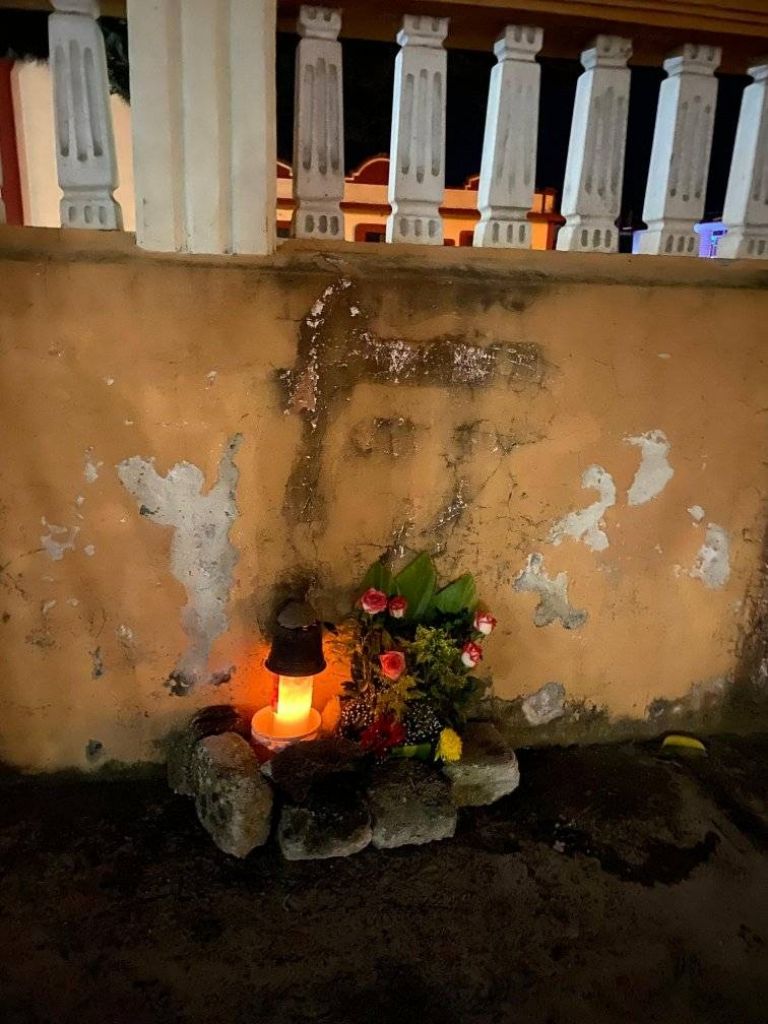 Supuesto rostro de Jesús aparece en iglesia de San Pablo Coapan: ¿Milagro o pareidolia?