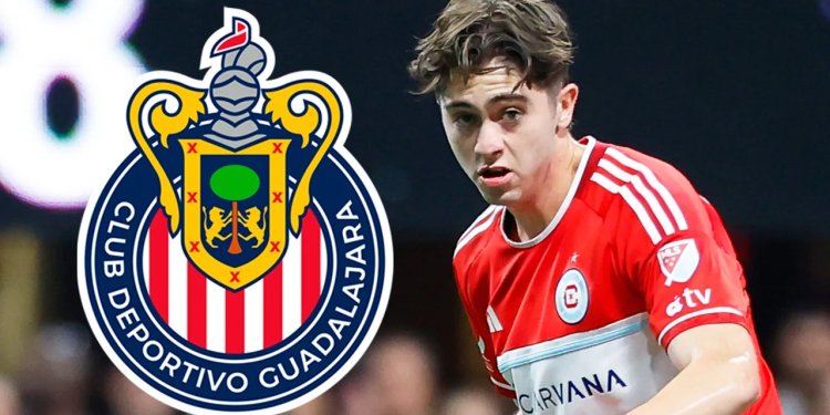 Brian Gutiérrez Chivas arriba como primer gran refuerzo