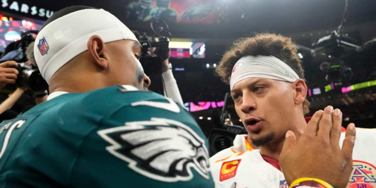 NFL Salvaje w14: crisis total para Hurts y Mahomes