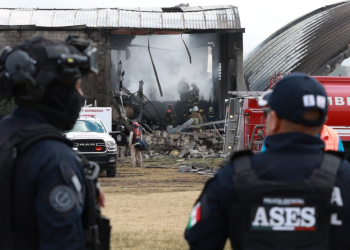 Desplome de avioneta en Toluca moviliza a FGR y autoridades