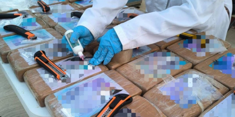 Mexico Navy cocaine seizure off Acapulco en operación de vigilancia