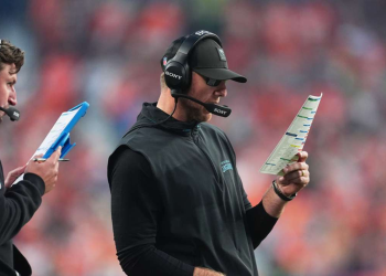 Liam Coen NFL: Revolución en Jacksonville
