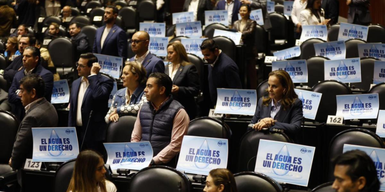 Ley General de Aguas en San Lázaro: 24 horas de jaloneos, acusaciones y aprobación fast track