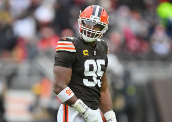 Myles Garrett Browns y el tornado que acecha a Titans