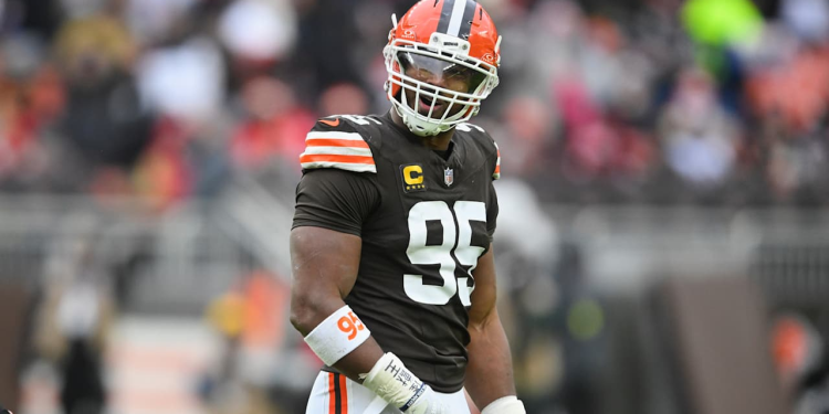 Myles Garrett Browns y el tornado que acecha a Titans