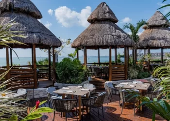 Restauranteros de Cancún alertan efectos del alza al salario mínimo