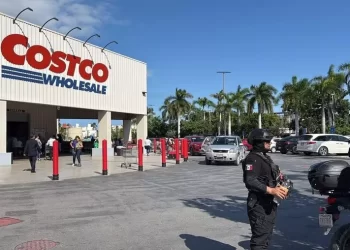 Cancún: reportan asalto a mano armada en estacionamiento de Costco